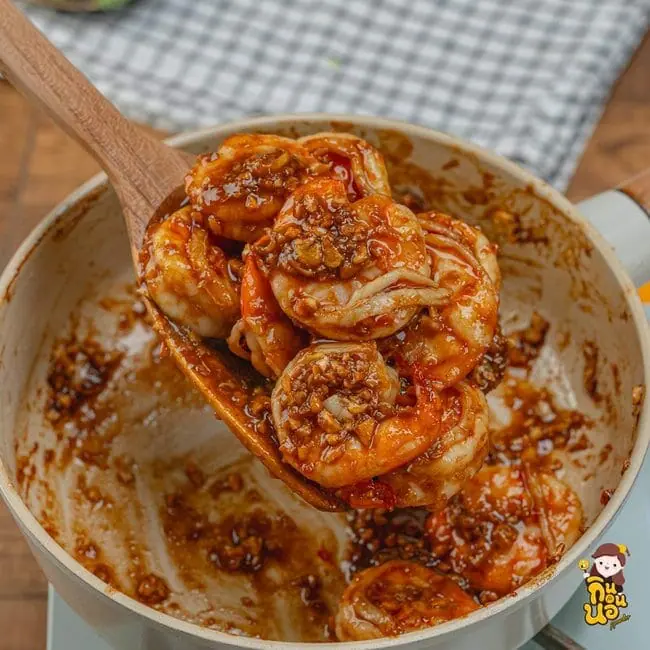  ข้าวไข่ข้นกุ้งกระเทียมพริกไทย